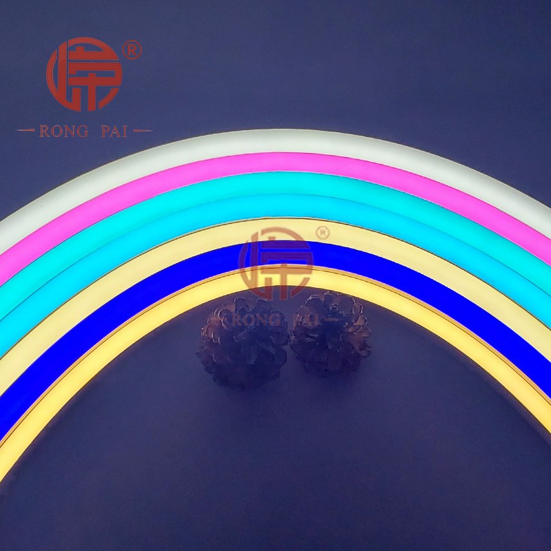 矽（guī）膠燈帶的特點-常州麻花传媒XK在线观看橡（xiàng）塑製品（pǐn）有限公司