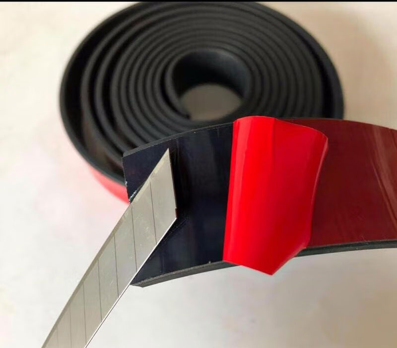 背膠矽膠（jiāo）條